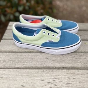 Van's Women`s 2-Tone Era Sneakers